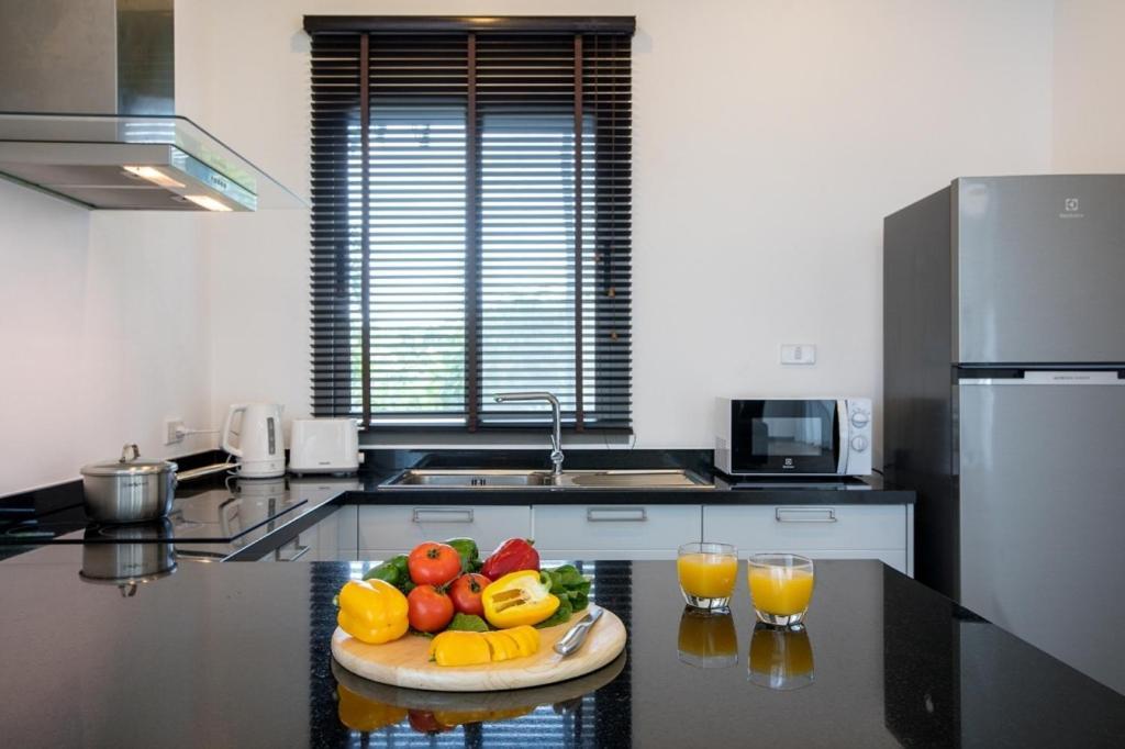 Shanti Villas X Monthstayz Thailand Rawai Экстерьер фото
